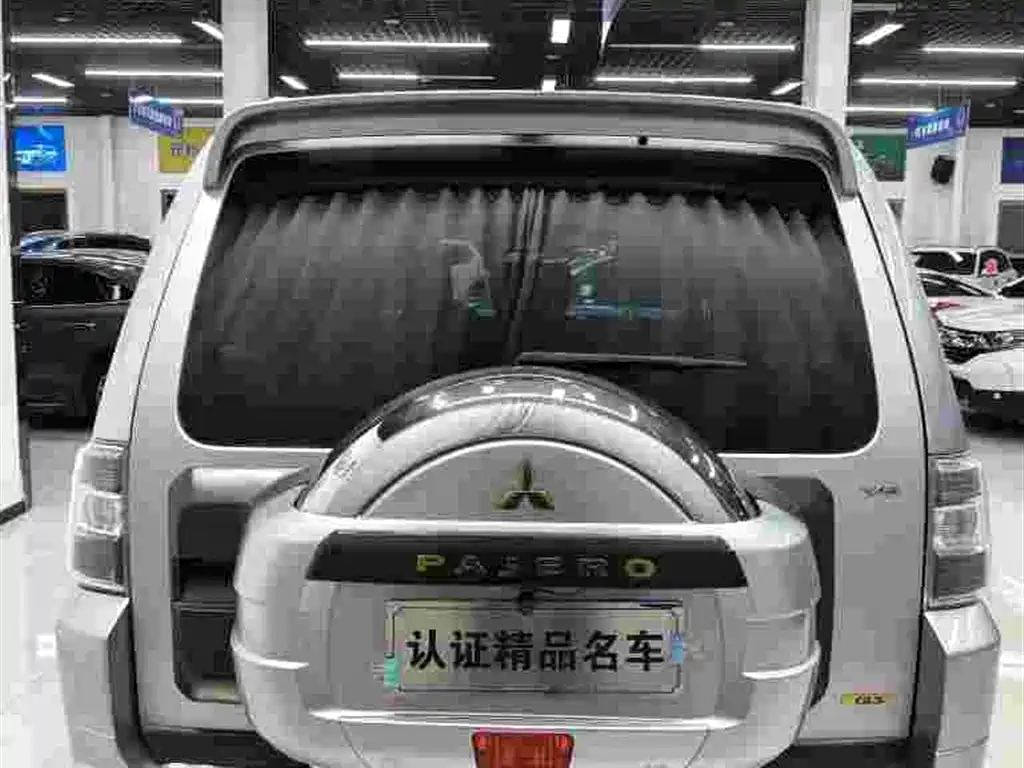 Pajero (Import) 3.0 L Luxury