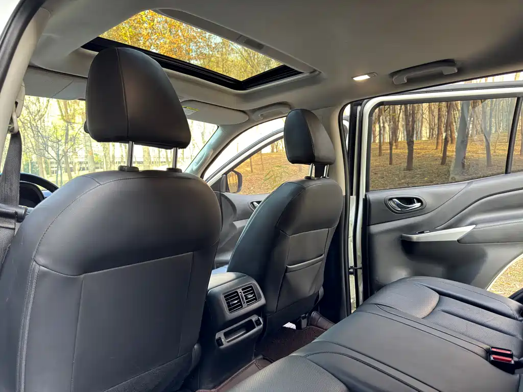 Terra 2.5 L XL Upper 4 WD Auto 4 WD Luxury