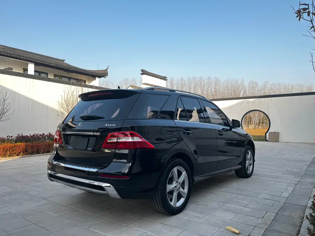 Mercedes-Benz M-Class ML 400 4 MATIC Dynamic