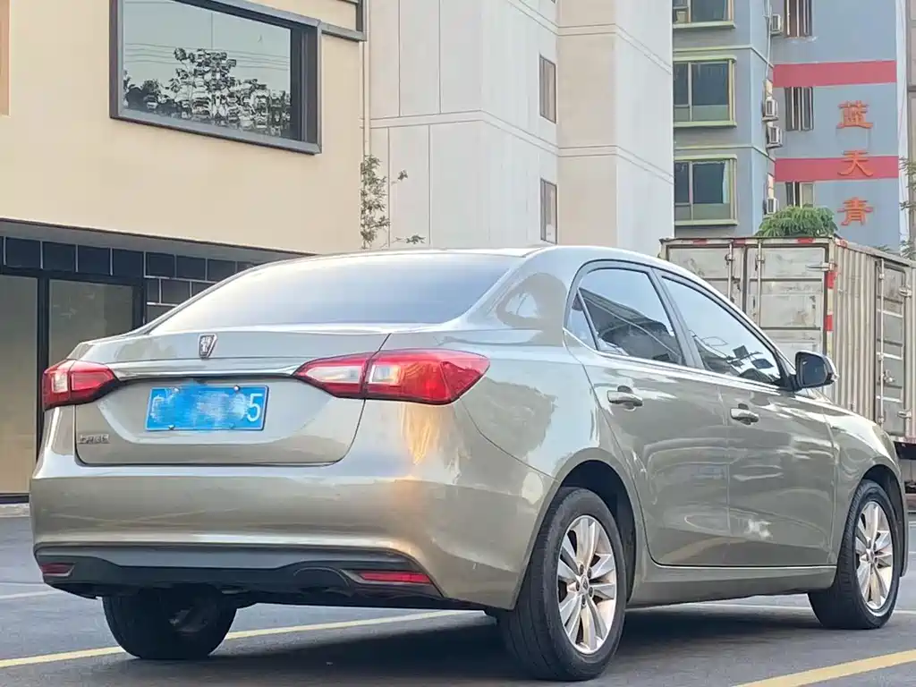 Roewe 360 1.5 L Auto Luxury