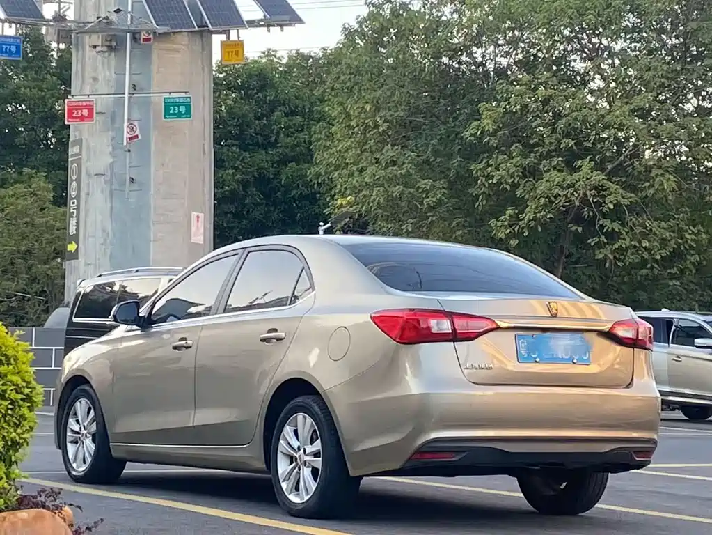 Roewe 360 1.5 L Auto Luxury