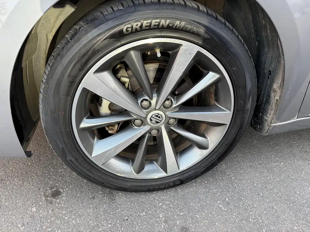 MG6 20 T Auto Sport