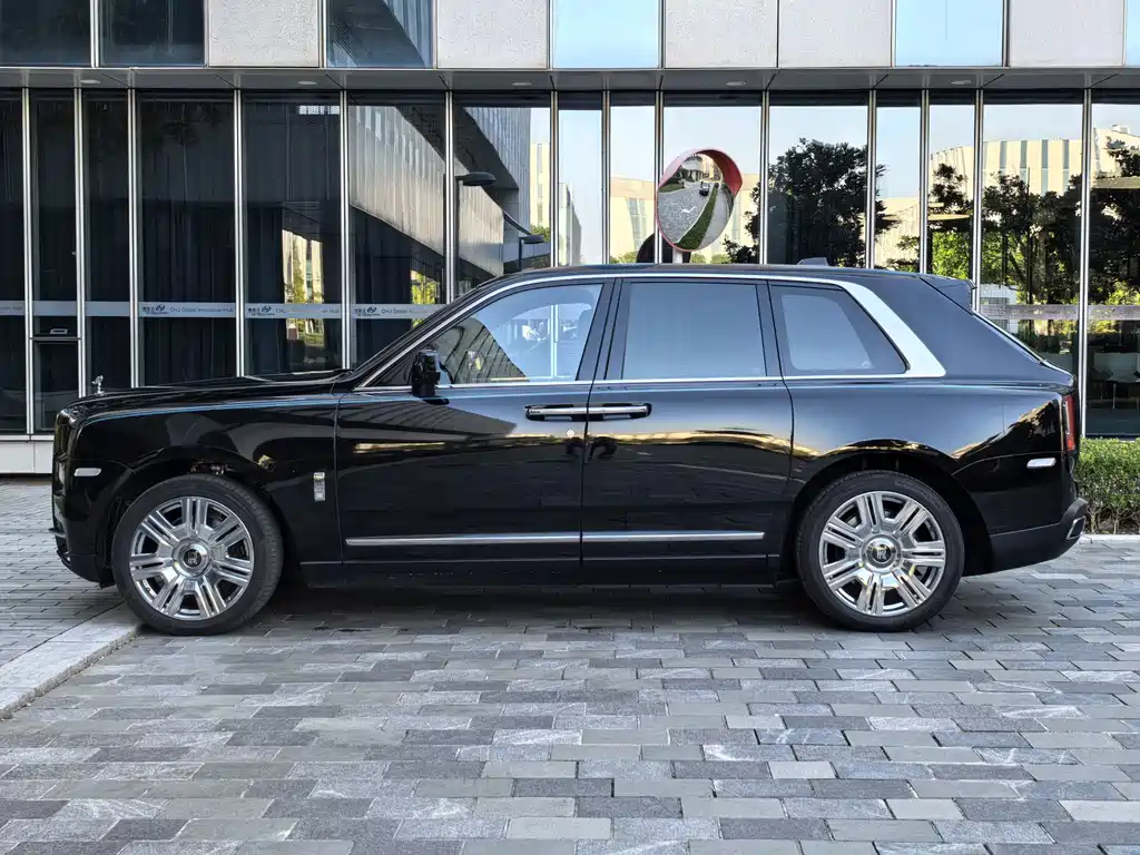 Cullinan 4-seat