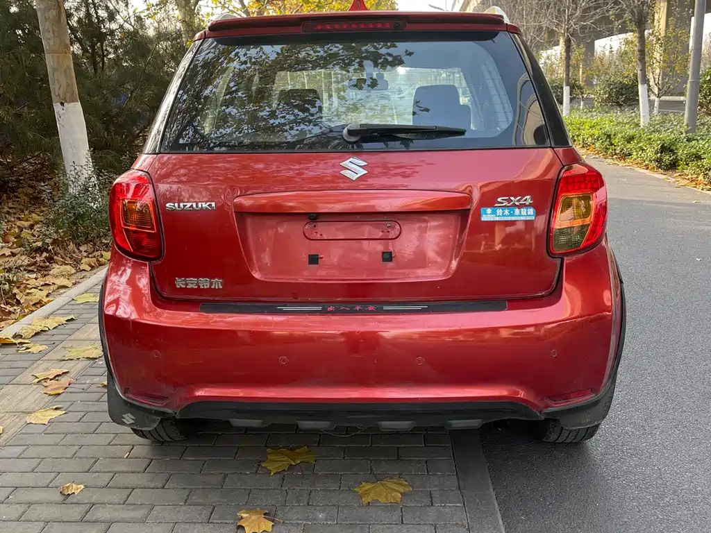 SX4 1.6 L Manual Cool Sharp