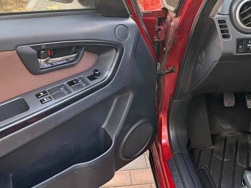 SX4 1.6 L Manual Cool Sharp
