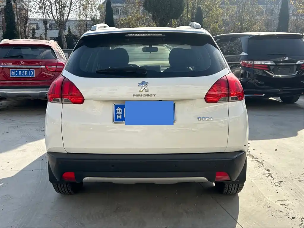 Peugeot 2008 2014 1.6 L Manual Trendy