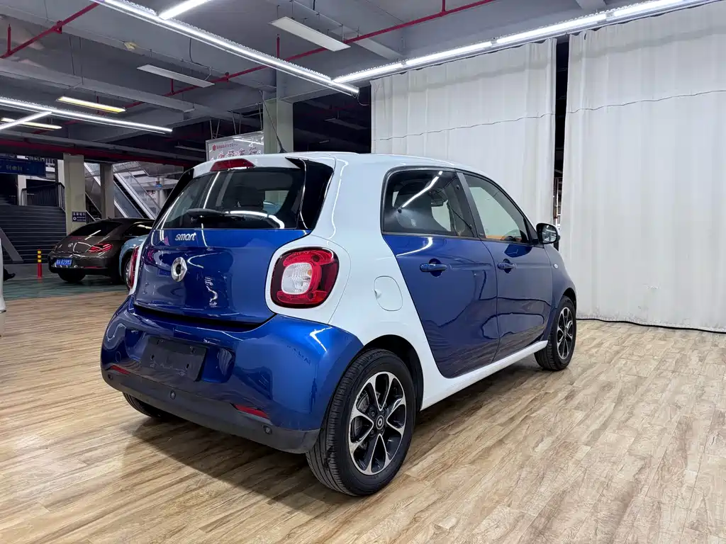 smart forfour 1.0 L 52 kW Passion