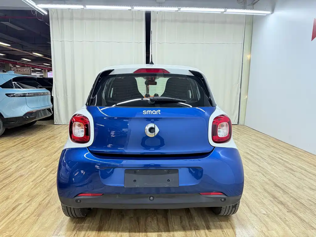 smart forfour 1.0 L 52 kW Passion