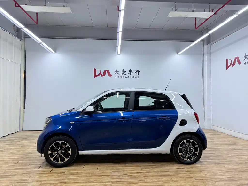 smart forfour 1.0 L 52 kW Passion