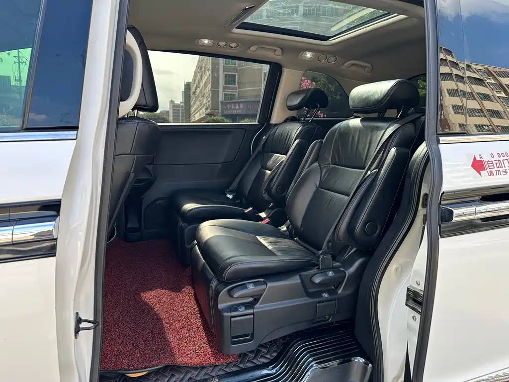 Elysion 2.4 L Style