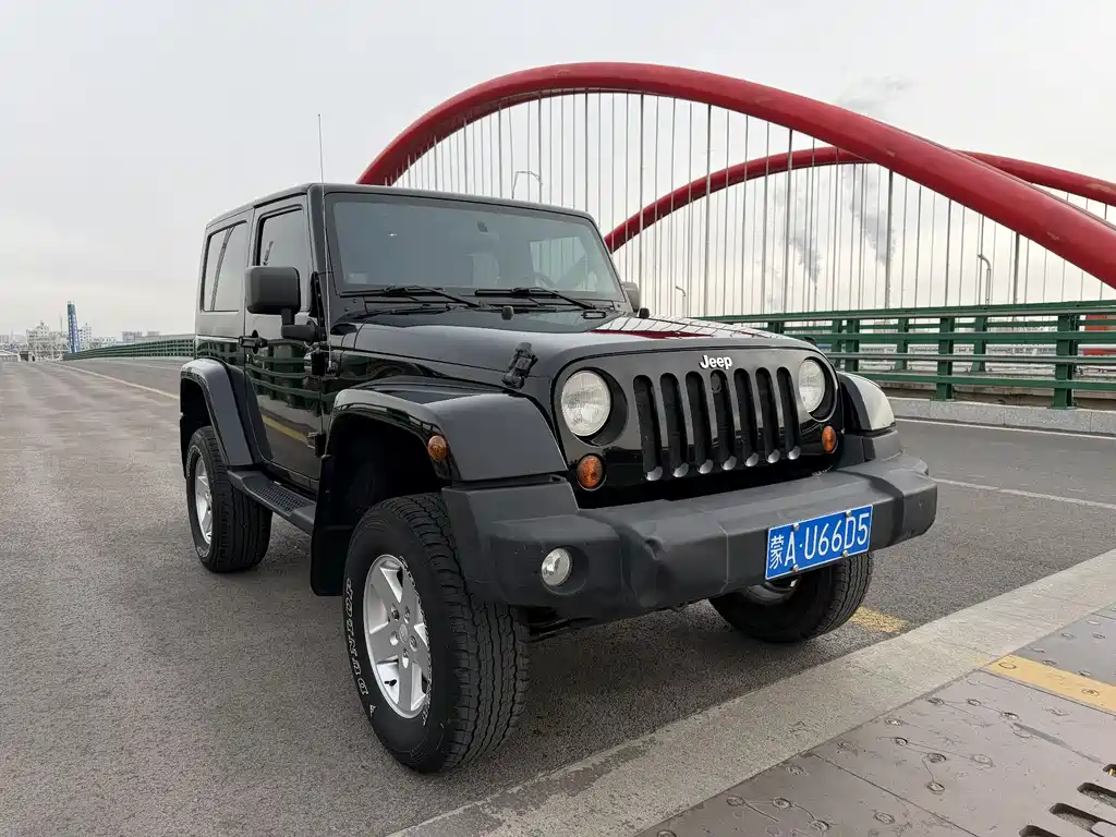 Wrangler 3.8 L Sahara 2-door