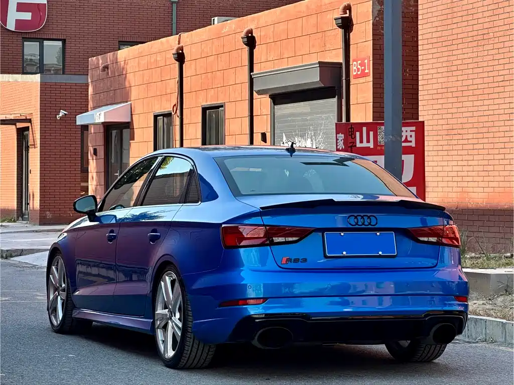 Audi RS 3 RS 3 2.5 T Limousine