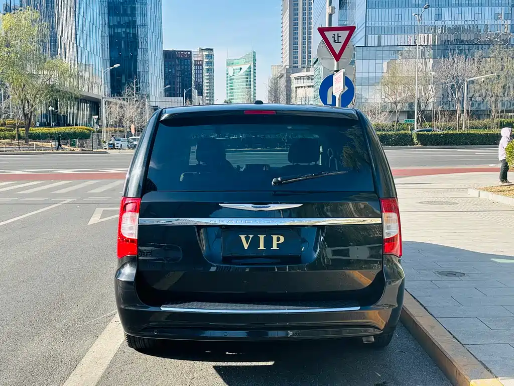 Pacifica (Import) 3.6 L Comfort