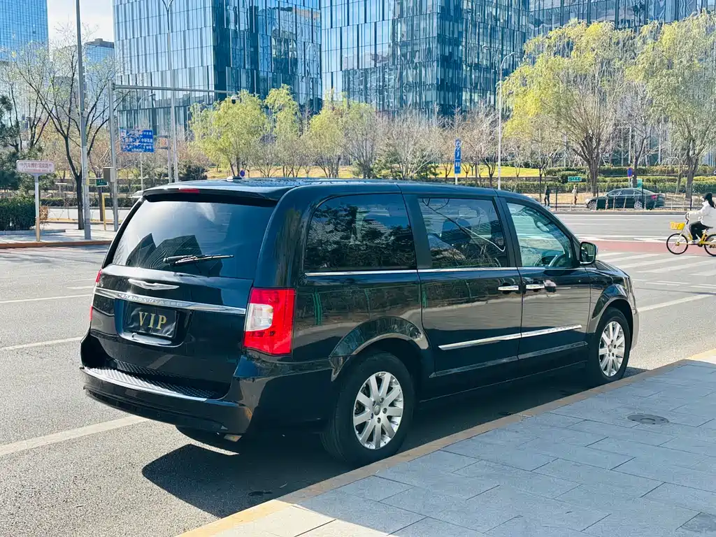 Pacifica (Import) 3.6 L Comfort