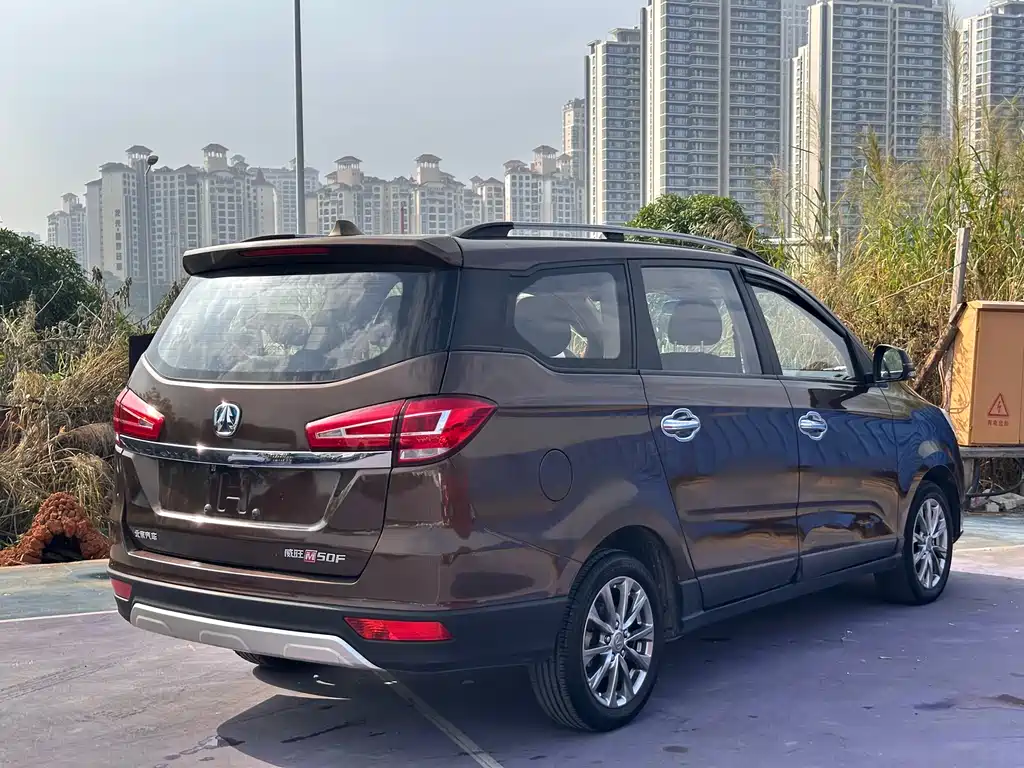 BAIC Weiwang M50 F 1.5 L Standard