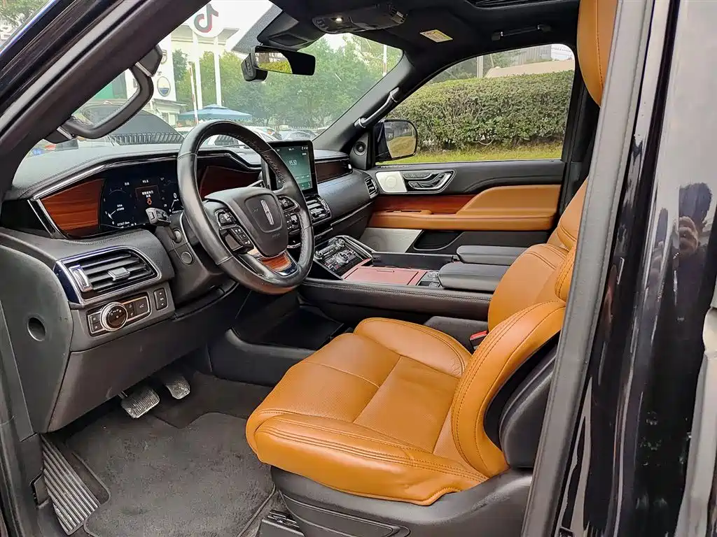 Navigator 3.5 T Honor Shine