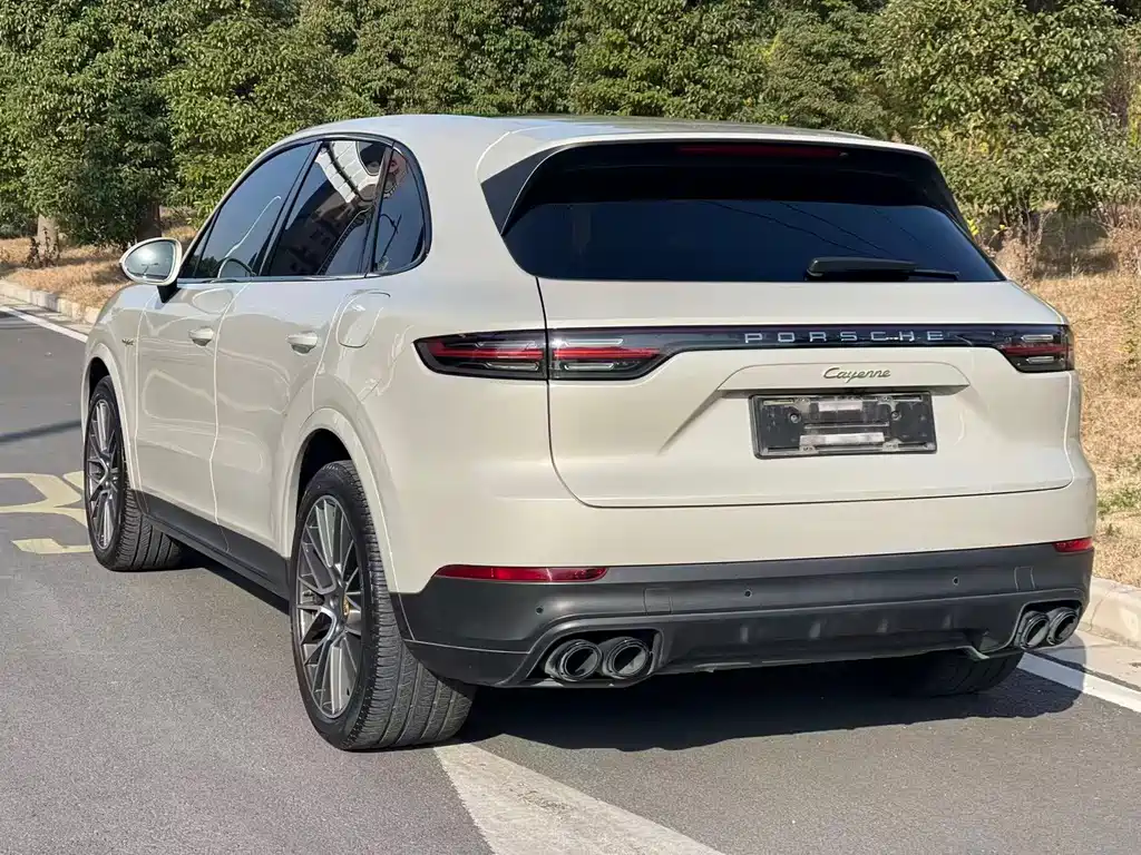 Cayenne NEV Cayenne E-Hybrid 2.0 T