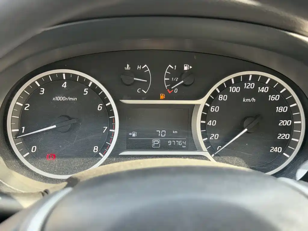 Lannia 1.6 L CVT Smart Cool