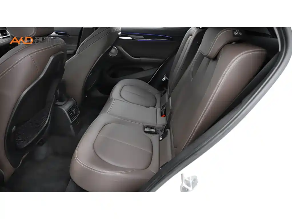 BMW X2 sDrive25 i M Offroad Package