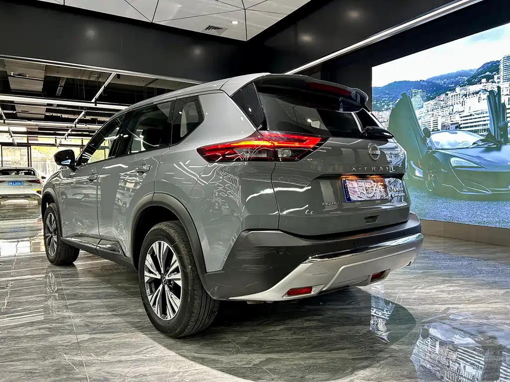 X-Trail e-POWER Super Hybrid Dual Motor 4 WD Luxury