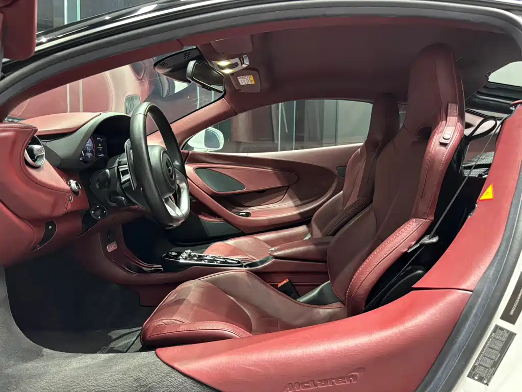 McLaren GT 4.0 T Standard