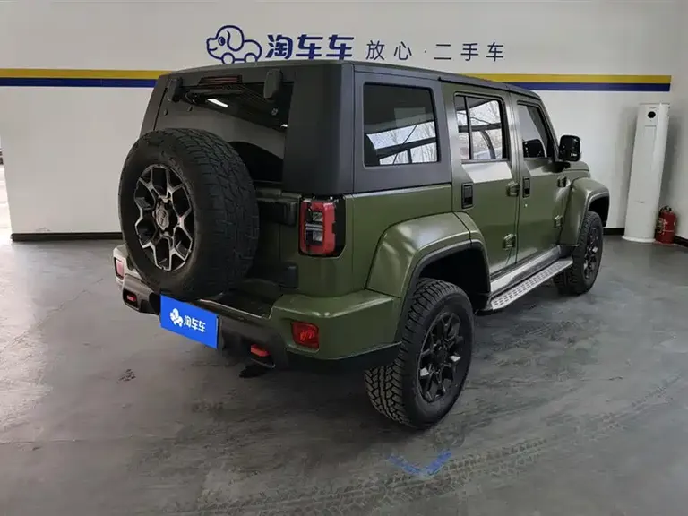 BAIC BJ40 2.0 D Auto 4 WD Blade Hero Swordsman