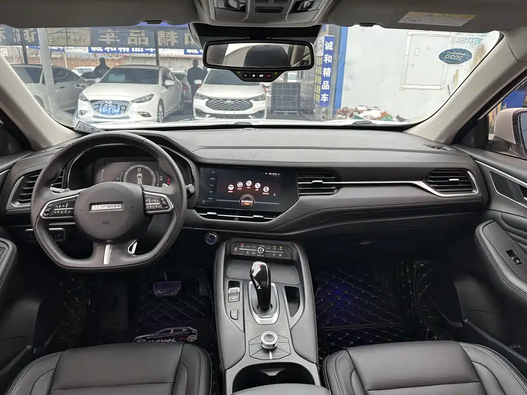 Haval F7 2.0 T 2 WD i CN-V