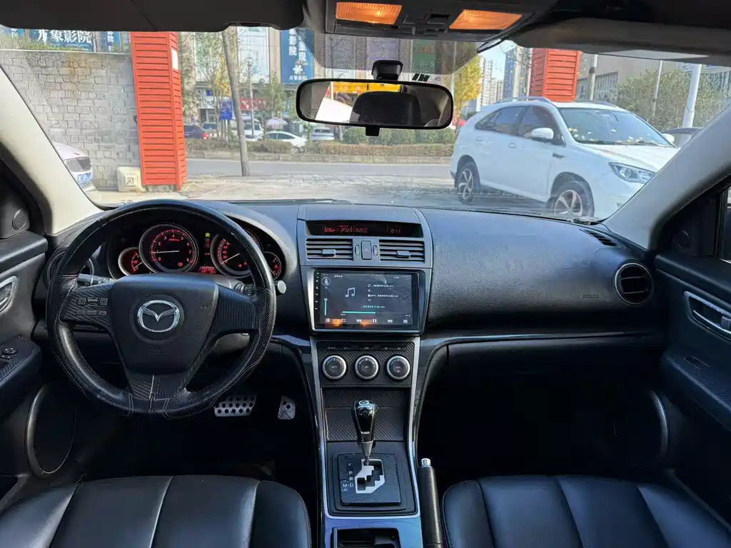 Mazda6 Ruiyi Coupe 2.0 L Auto Luxury