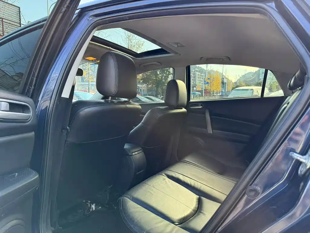Mazda6 Ruiyi Coupe 2.0 L Auto Luxury
