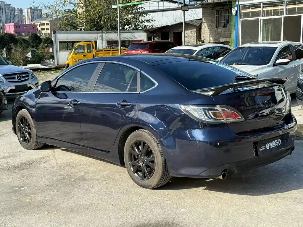 Mazda6 Ruiyi Coupe 2.0 L Auto Luxury