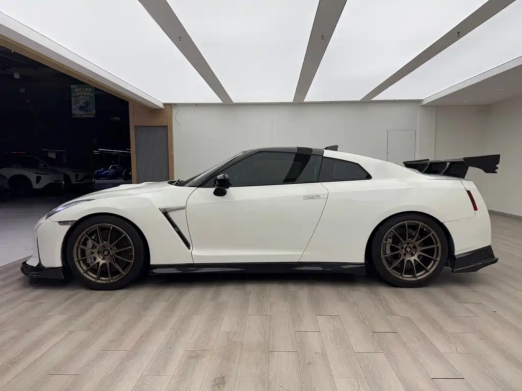 Nissan GT-R 3.8 T Premium Edition