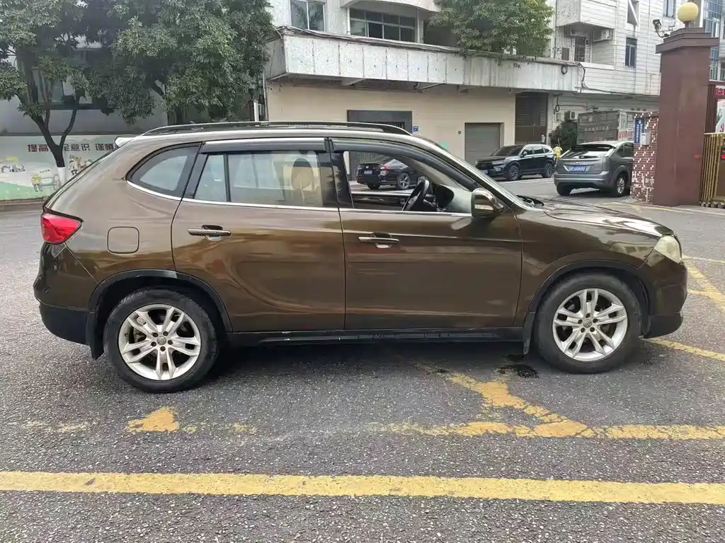 Brilliance V5 1.5 T Auto 2 WD Sport