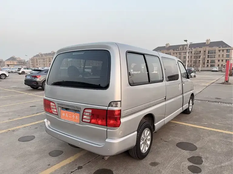 Jinbei Grace 2.0 L Classic Basic LWB 7-seat
