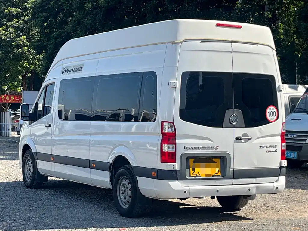 Toano 2.8 T Business Travel Plus LWB 16-17-seatISF2.8 s5 F148