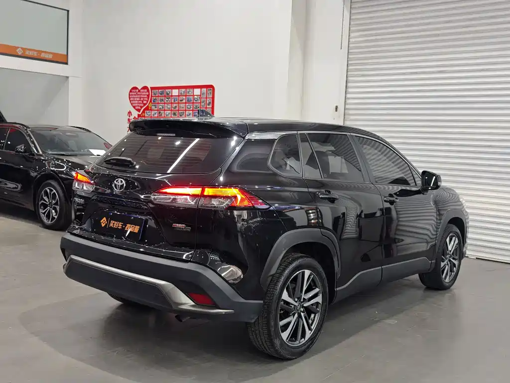 Frontlander 2.0 L CVT Luxury PLUS
