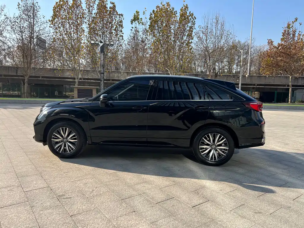 Avancier 370 TURBO 4 WD Premium