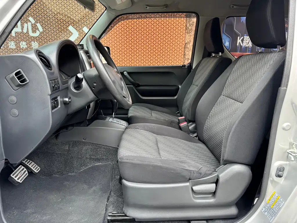 Jimny (Import) 1.3 AT JLX