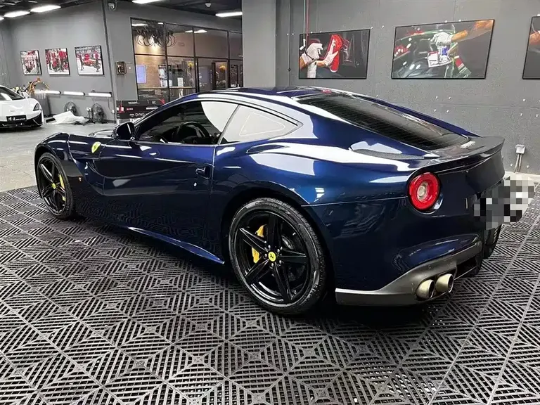 Ferrari F12 berlinetta 6.3 L Standard