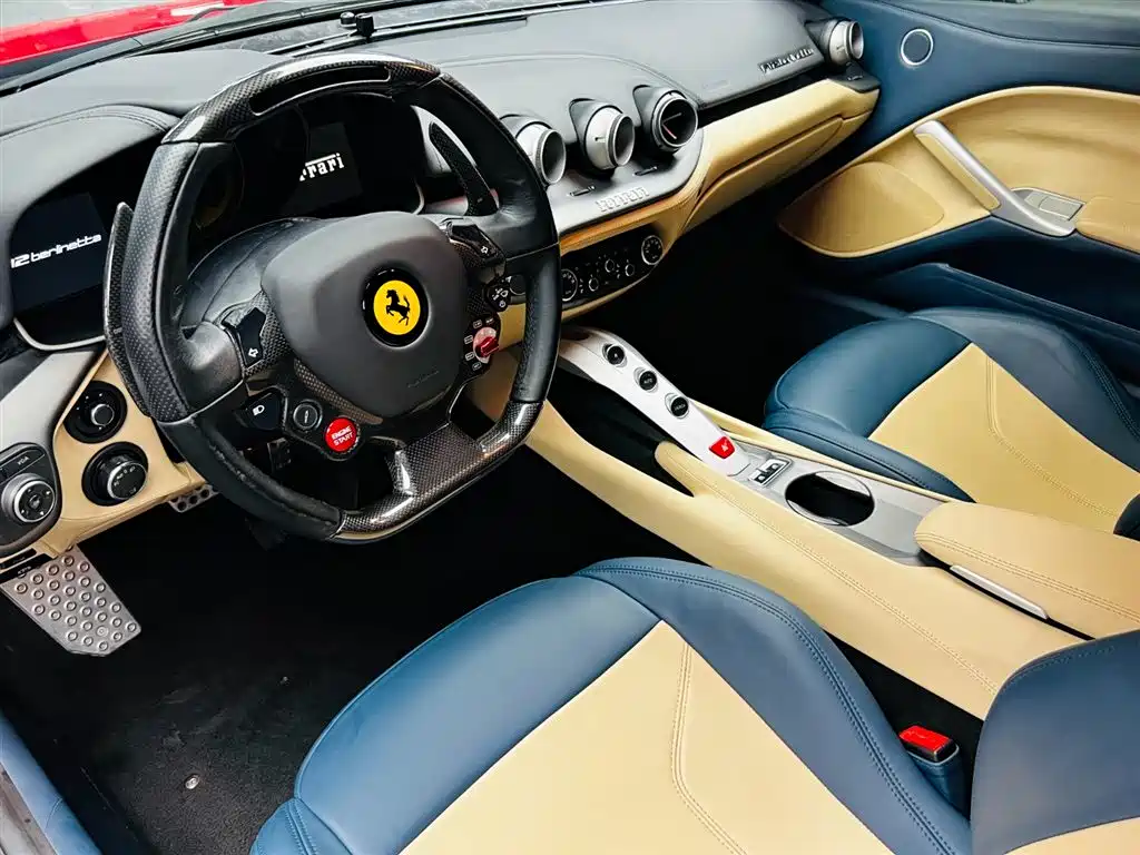 F12 berlinetta 6.3 L Standard