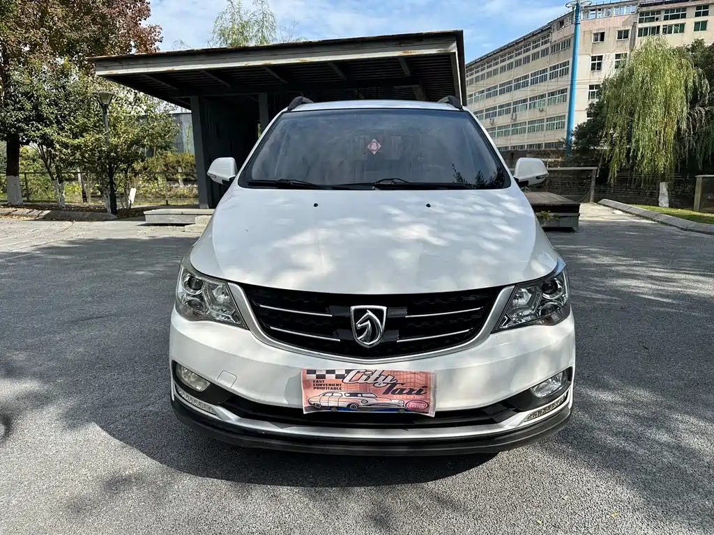Baojun 730 1.5 L Manual Value 7-seat CN-V