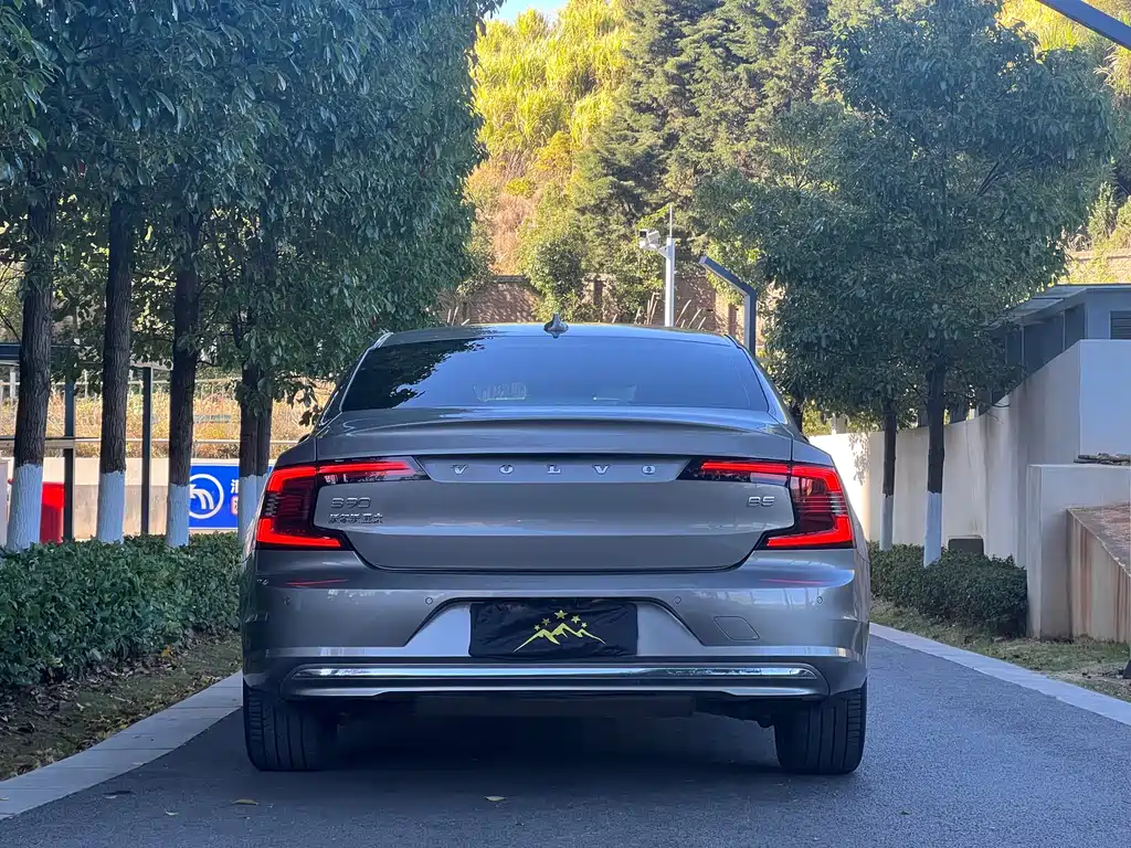 Volvo S90 B5 Smart Vision Luxury
