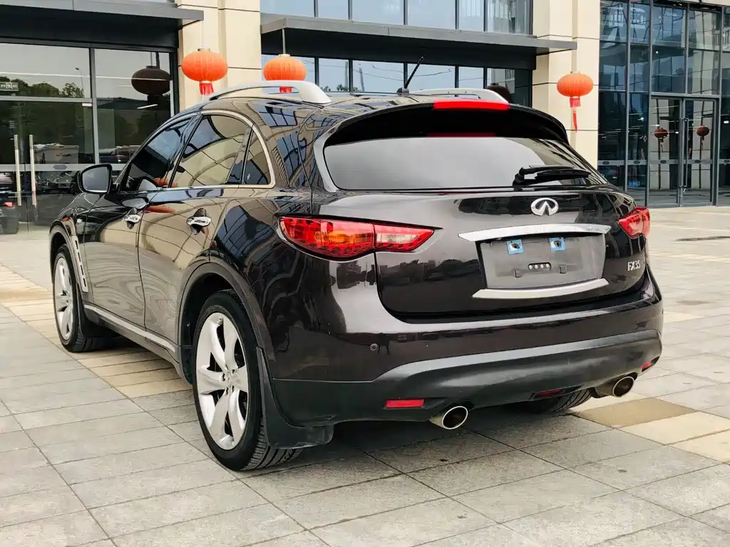 Infiniti FX FX35 Standard