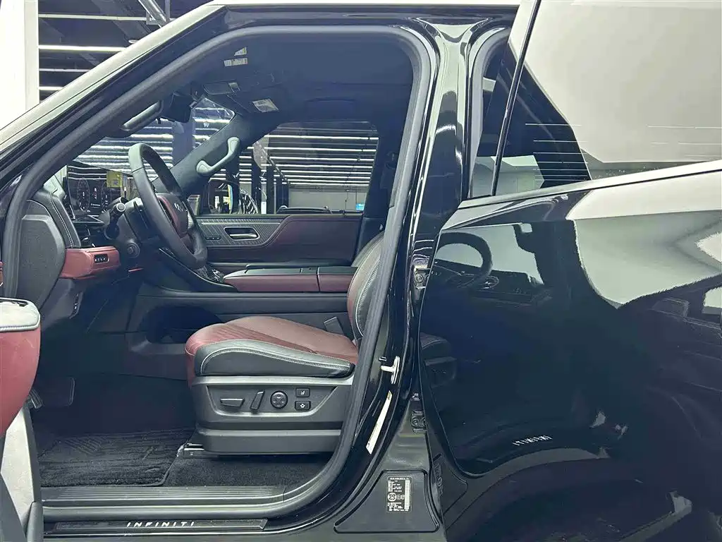 Infiniti QX80 英菲尼迪QX80 2025款 Autograph