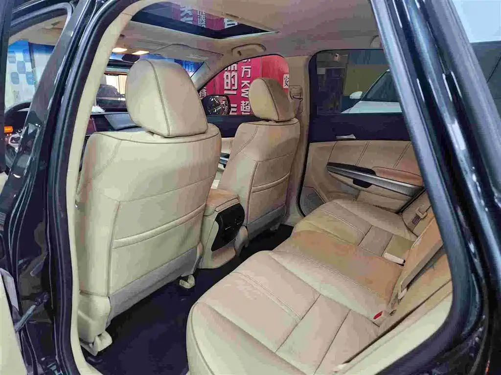 Crosstour 2.4 L Premium