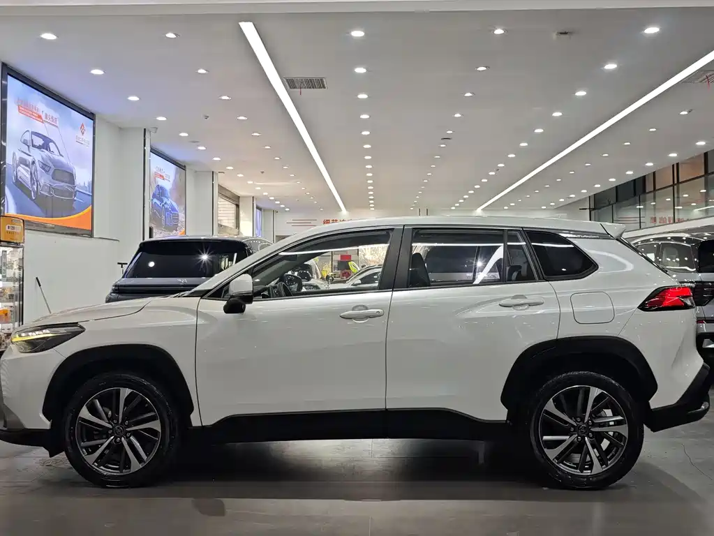 Frontlander 2.0 L CVT Luxury PLUS