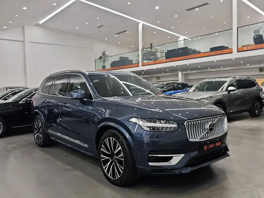 Volvo XC90 PHEV T8 RECHARGE Smart Supreme Luxury 7-seat