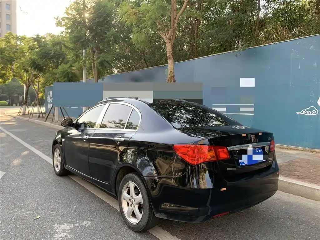 Roewe 350 荣威350 2011款 350 C 1.5 L 自动迅逸版