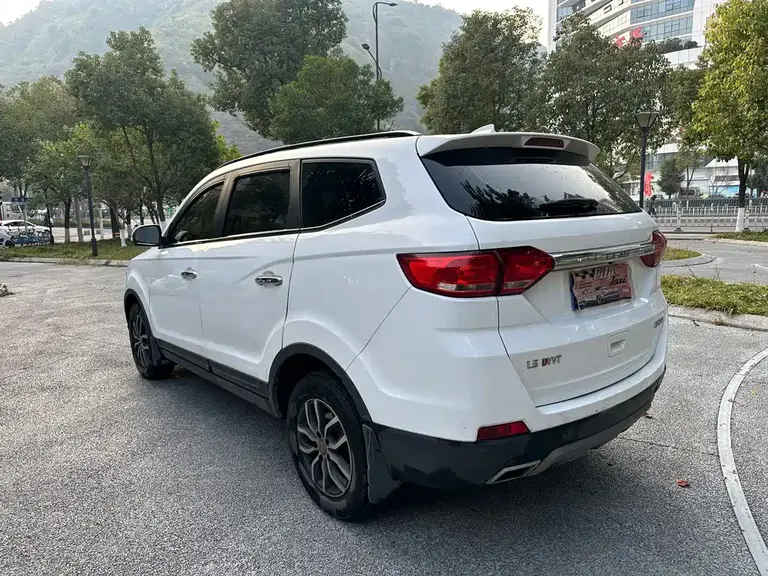 Lifan Maiwei 1.5 L Manual Elite