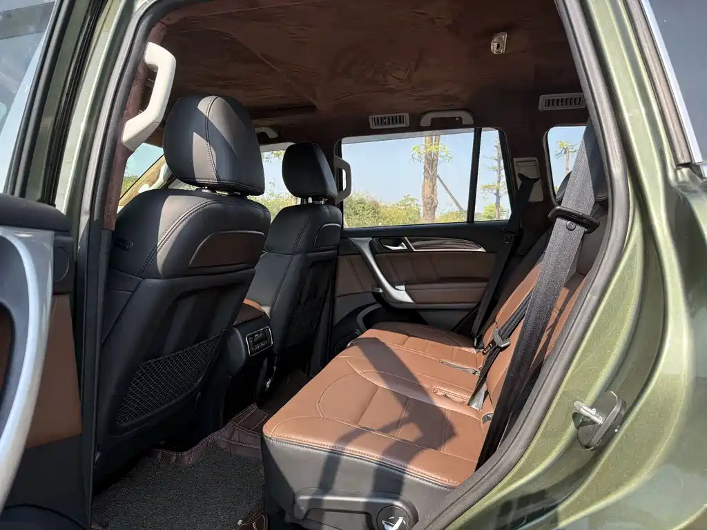 Haval H9 2.0 T 4 WD Luxury 7-seat