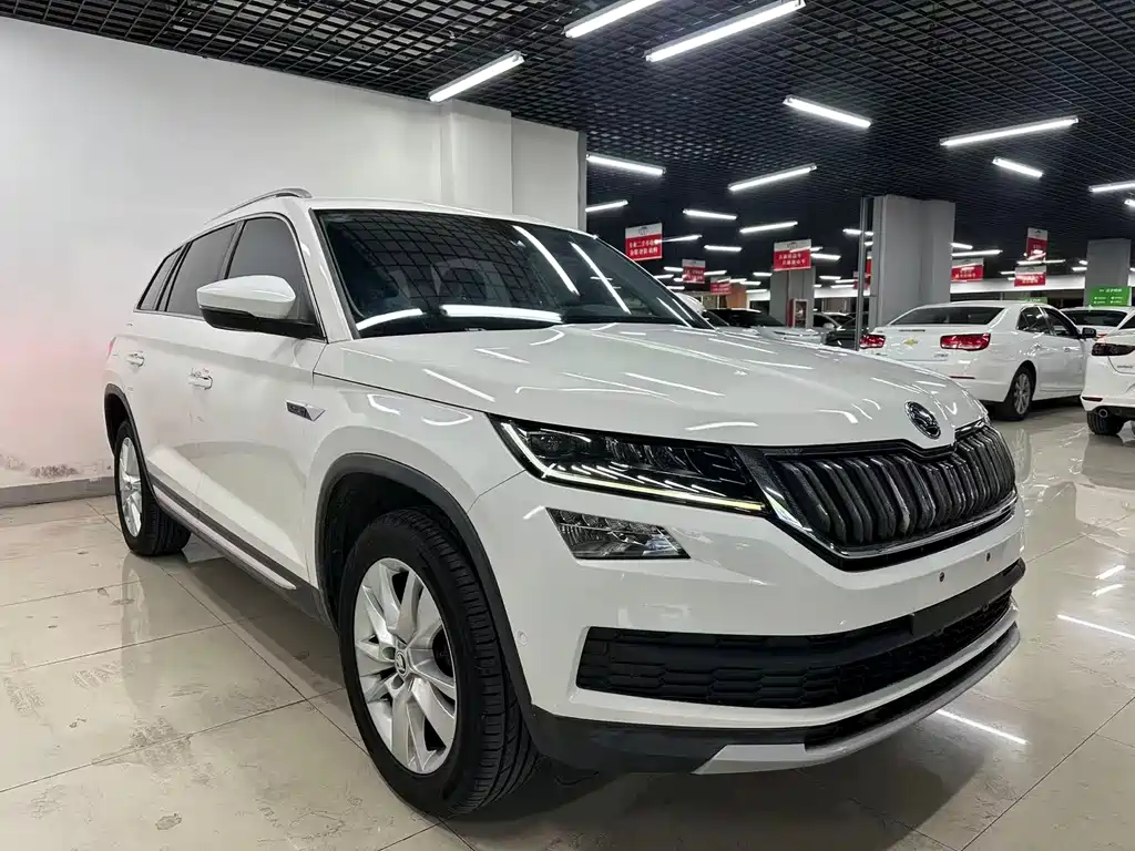 Kodiaq TSI330 7-seat 2 WD Luxury Enjoyment